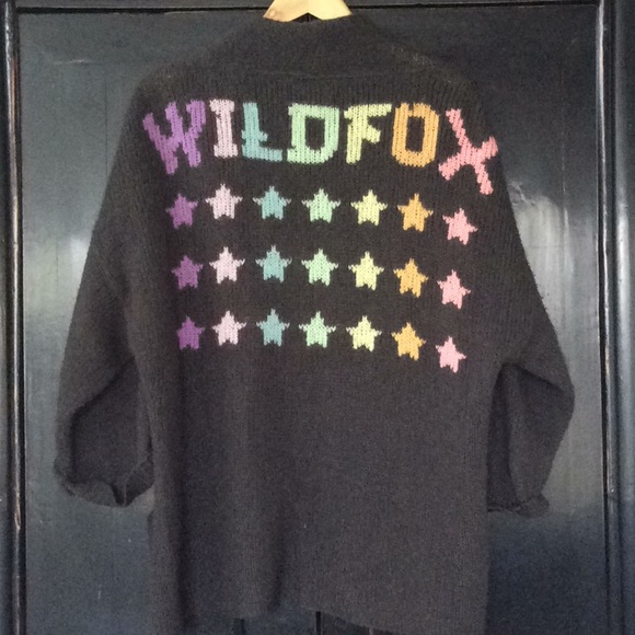 WILDFOX Stars Slouch Cardigan - Picture 2 of 7